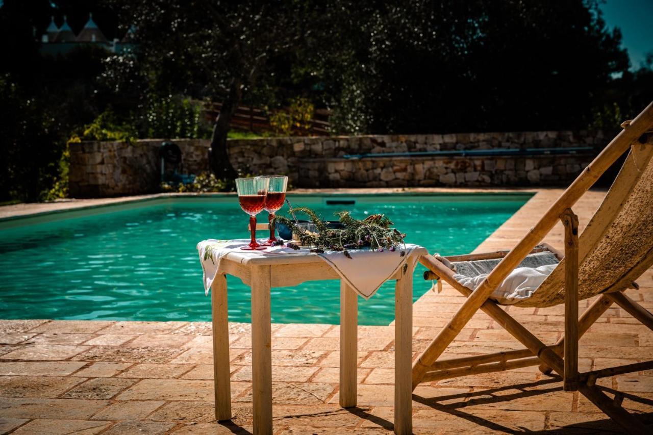 فيلا Borgo Del Tempo Ritrovato - Luxury Relais In Puglia أوستوني المظهر الخارجي الصورة